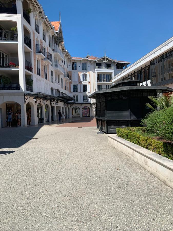 Le Central Plage - Commerce - Marche A 2 Pas Lejlighed Arcachon Eksteriør billede